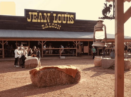 Jean Louis Saloon