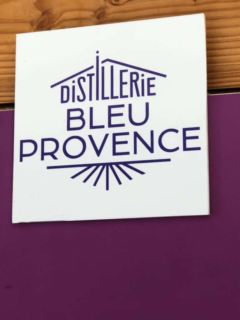 La distillerie Bleu Provence